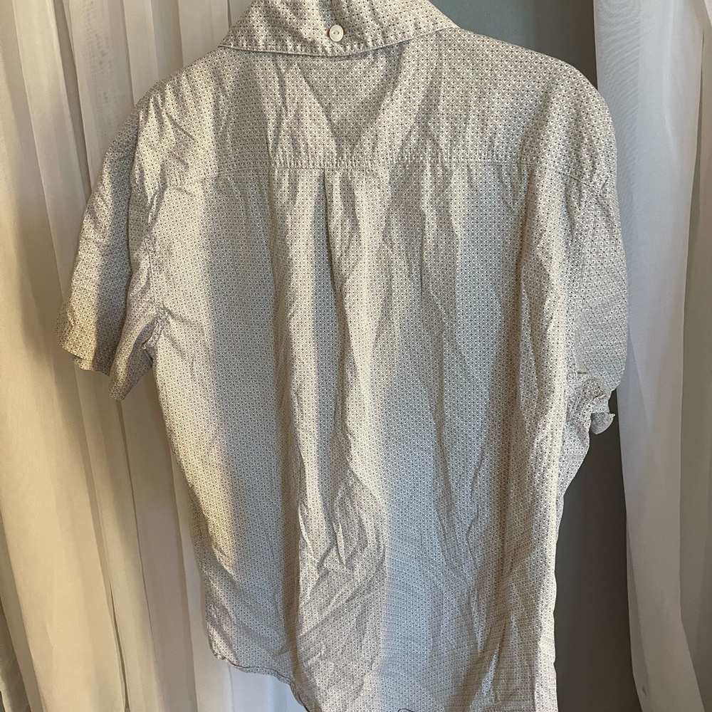Lost Gray and White Casual Button Down Shirt - Picture 3 of 3